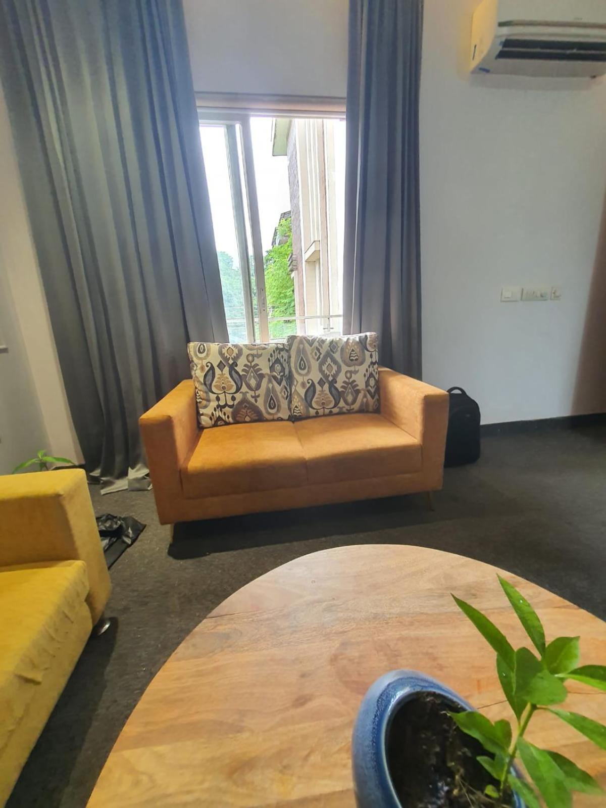 Mallenzo Suites Dlf Phase 1 Gurgaon Zewnętrze zdjęcie