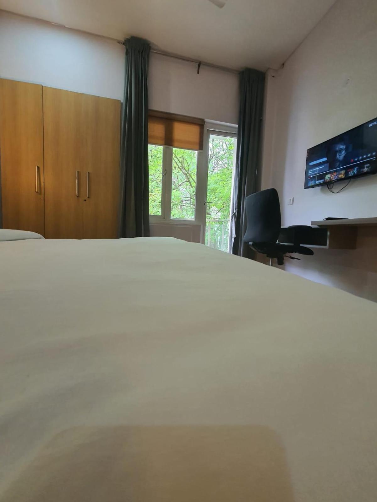 Mallenzo Suites Dlf Phase 1 Gurgaon Zewnętrze zdjęcie