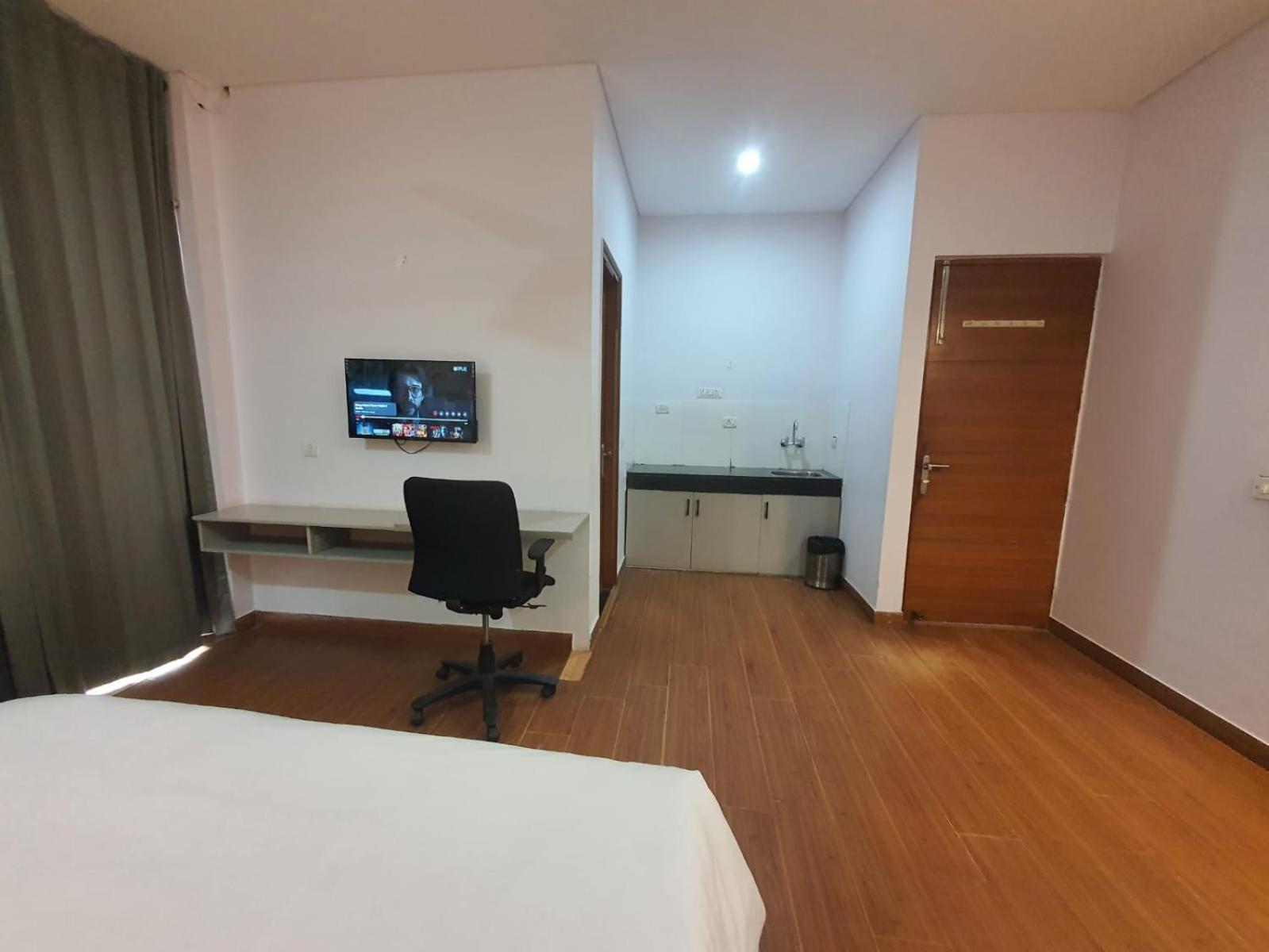 Mallenzo Suites Dlf Phase 1 Gurgaon Zewnętrze zdjęcie